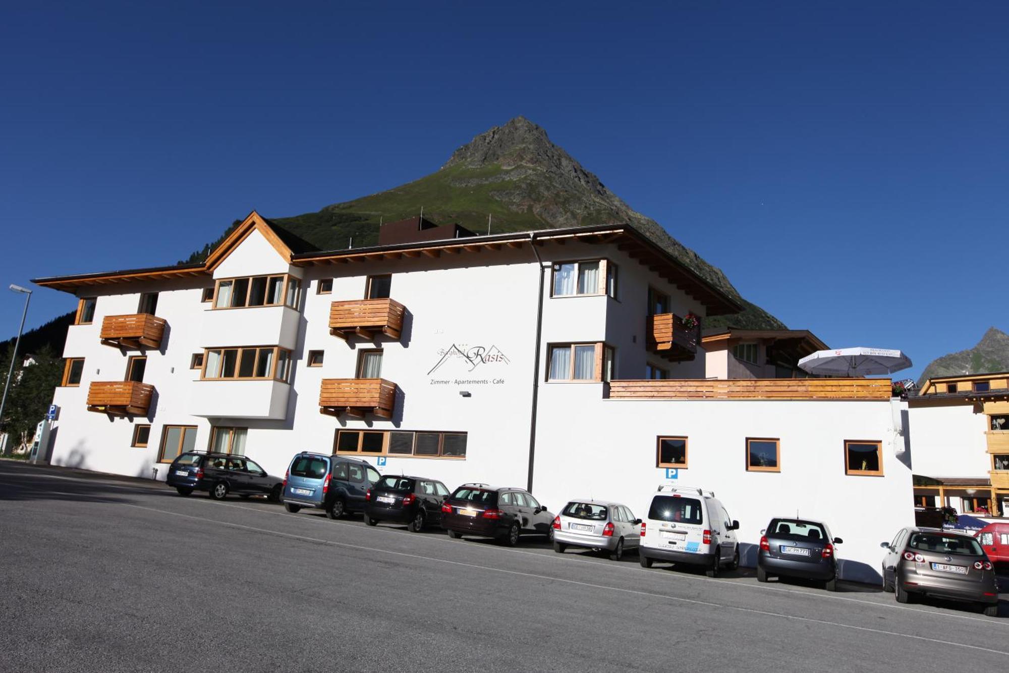 Berghotel Rasis Galtur Bagian luar foto