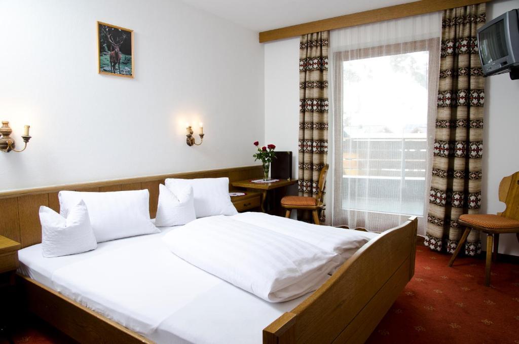 Berghotel Rasis Galtur Bagian luar foto
