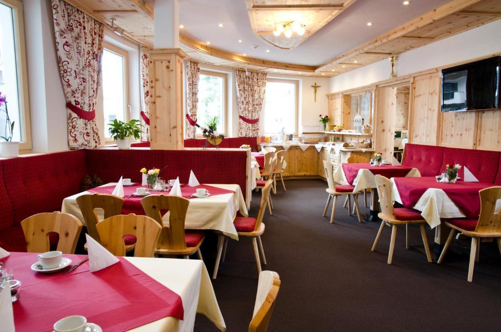 Berghotel Rasis Galtur Bagian luar foto