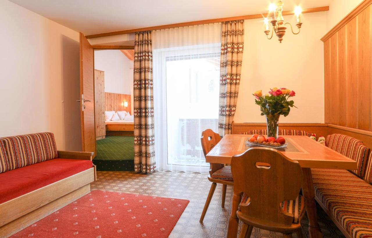 Berghotel Rasis Galtur Bagian luar foto